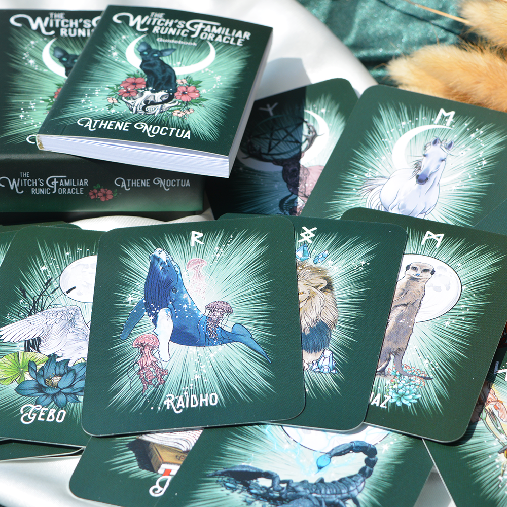 Witch's familiar orakeljske karte