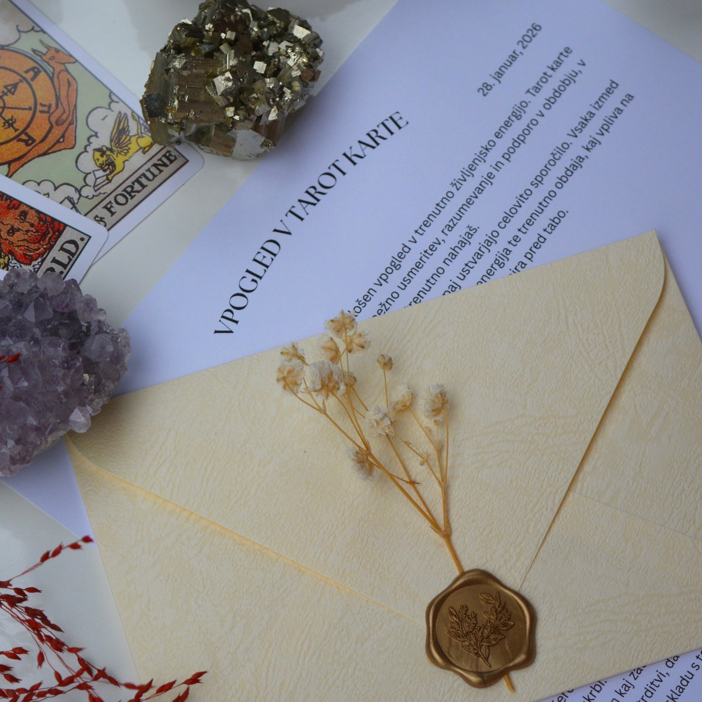 Vpogled v tarot karte