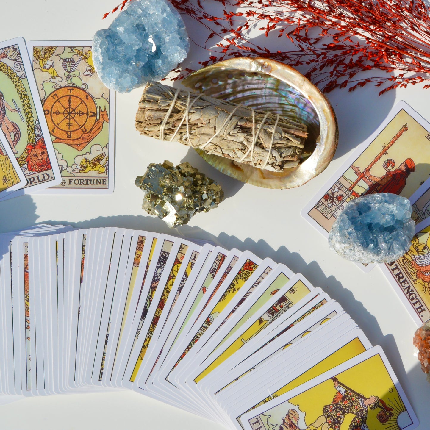 Vpogled v tarot karte