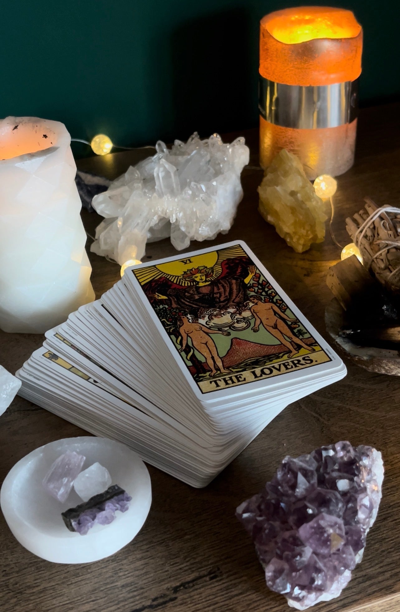 Vpogled v tarot karte